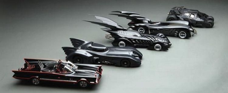 Image des différents modèles de la Batmobile